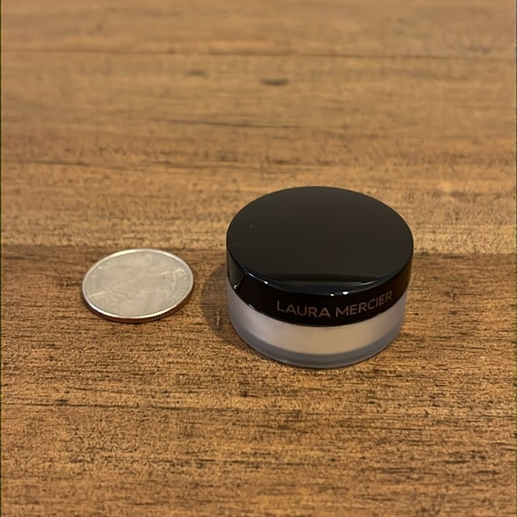 Laura Mercier setting powder translucent - Picture 3 of 5